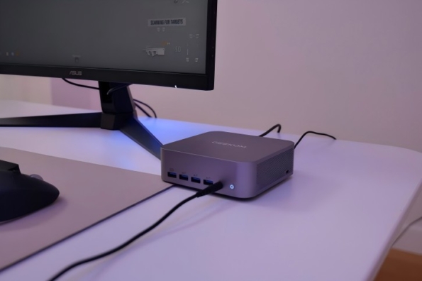 GEEKOM mini PC with headphone Jack 3
